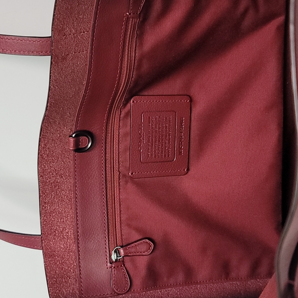 Coach Hudson Leather Large Tote - Picture 13 of 16